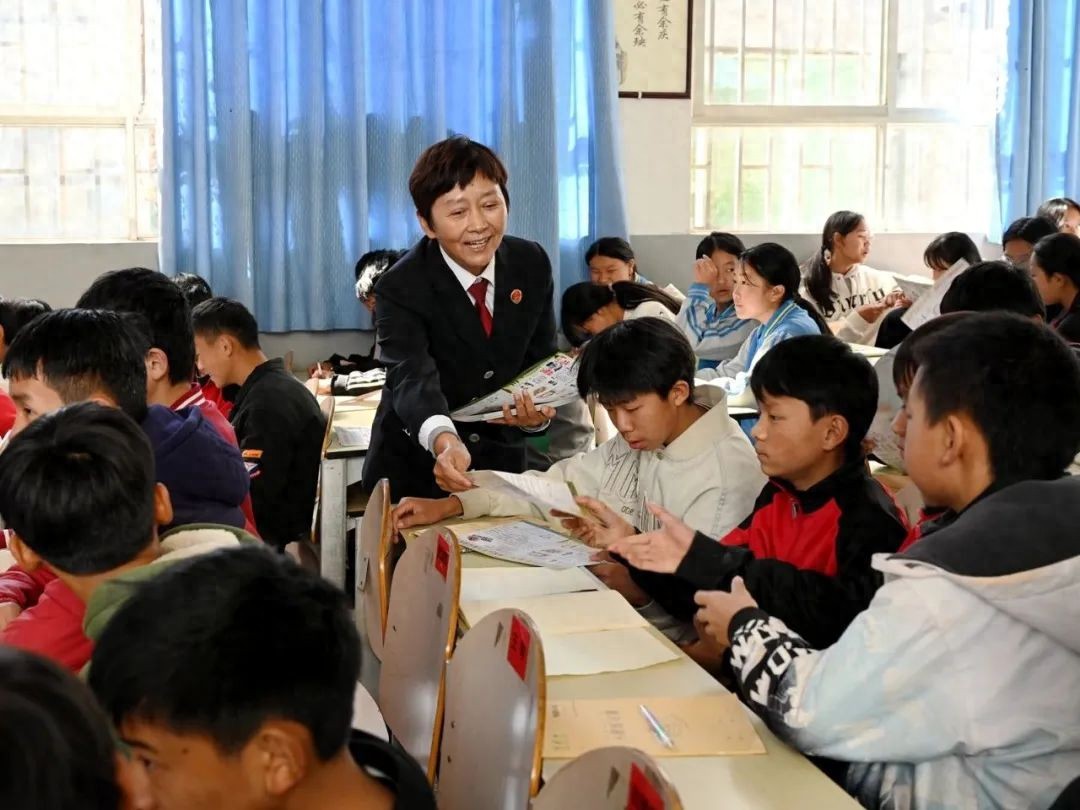 楚雄州：“法治副校长”守护“未”来可期(图1)