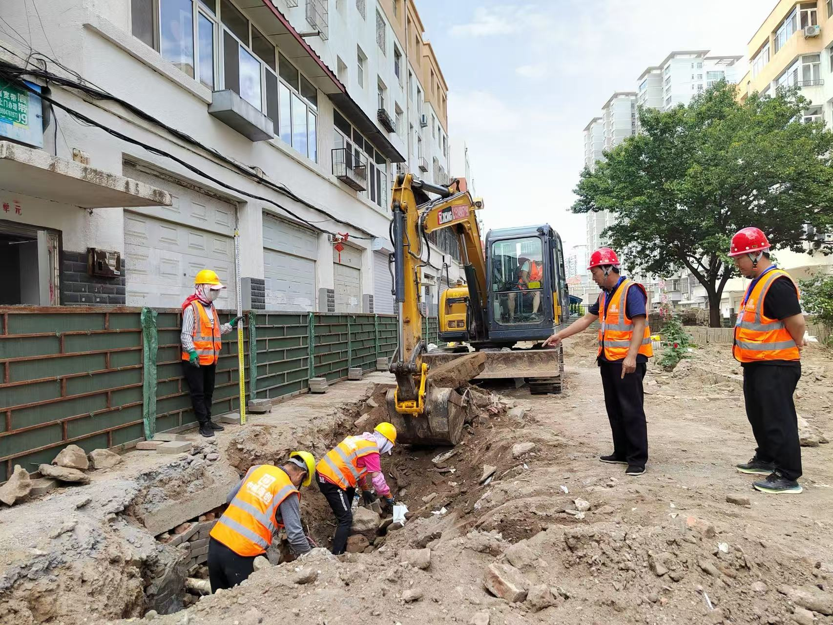 红山区：老旧小区改造“焕”出居民幸福感