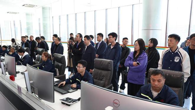 金属矿无人驾驶规模化应用标杆树立！易控智驾携手首钢矿业发布无人驾驶应用成果(图7)